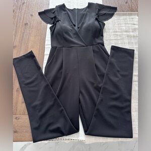 PRONTO Moda Italia Black V-Neck Flutter Sleeve Jumpsuit - Women's Size:0-2
New!